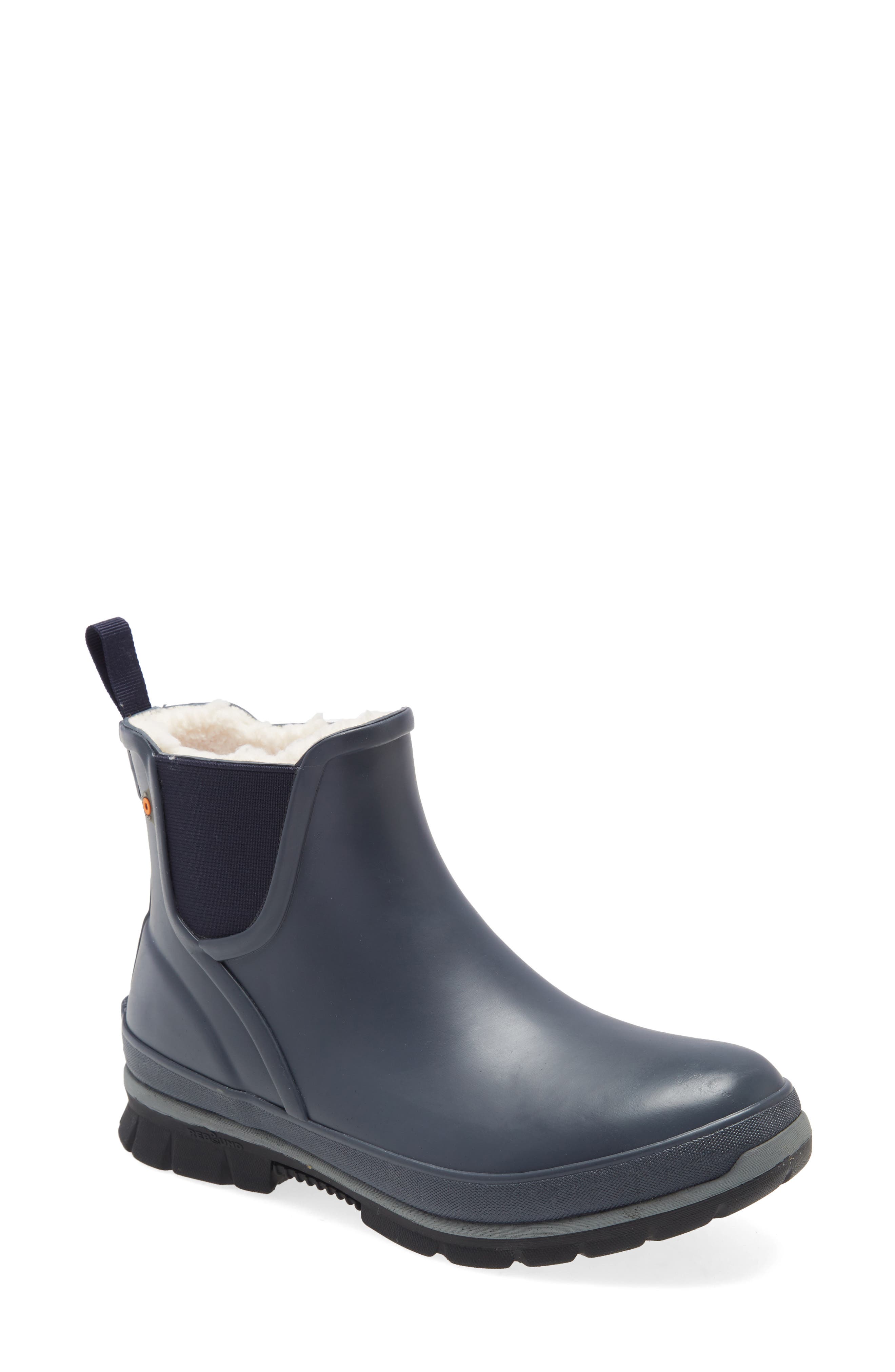 slip on waterproof boots