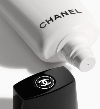 Chanel Correcting Brightening Makeup Base. Long-lasting Radiance and  Comfort