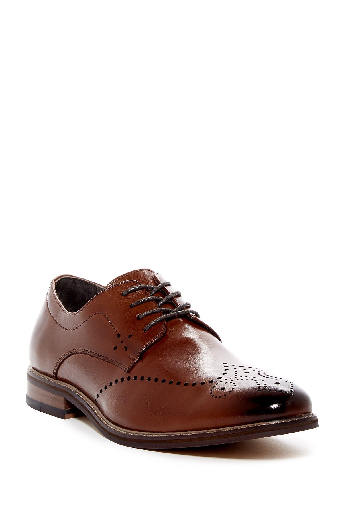 stacy adams wingtip oxford