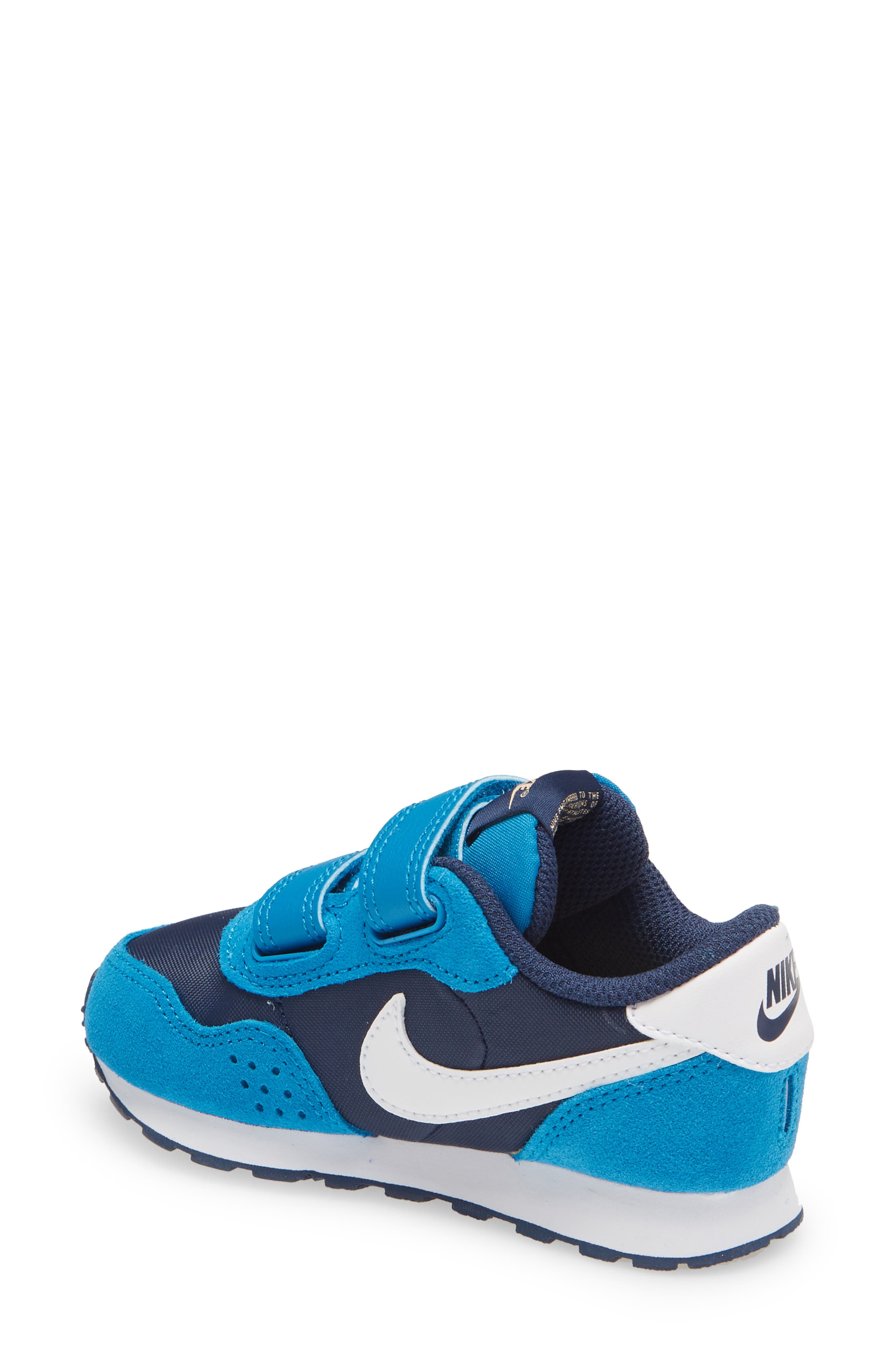 Nike MD Valiant Sneaker | Nordstrom