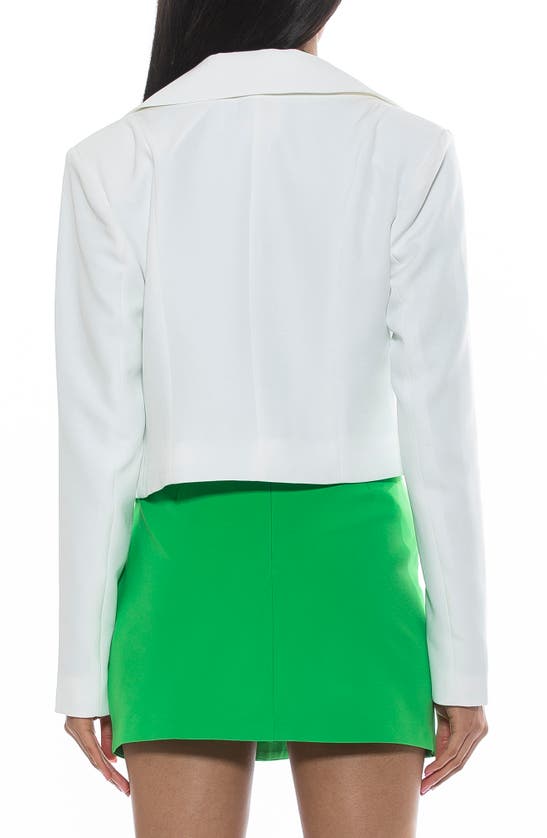 Alexia Admor Jesse Cropped Blazer In Ivory