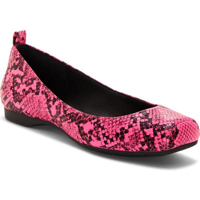 Jessica Simpson Mickella Flat- Pink