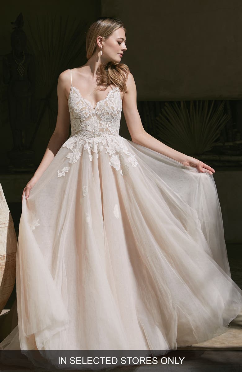Watters Swan Lace & Tulle Wedding Dress Nordstrom