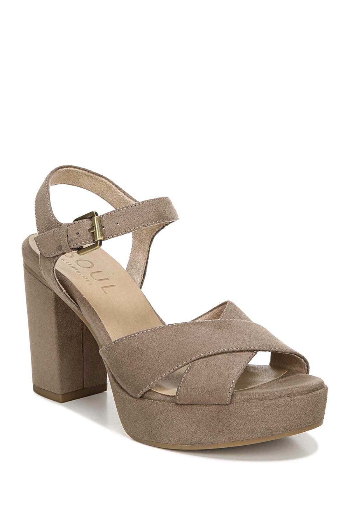 naturalizer chunky heel