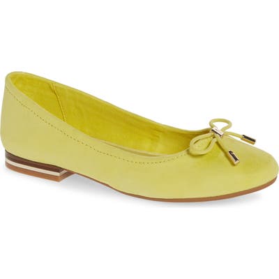 Kenneth Cole New York Balance Ballet Flat, Yellow