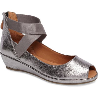 Gentle Souls Lisa Wedge Pump- Metallic