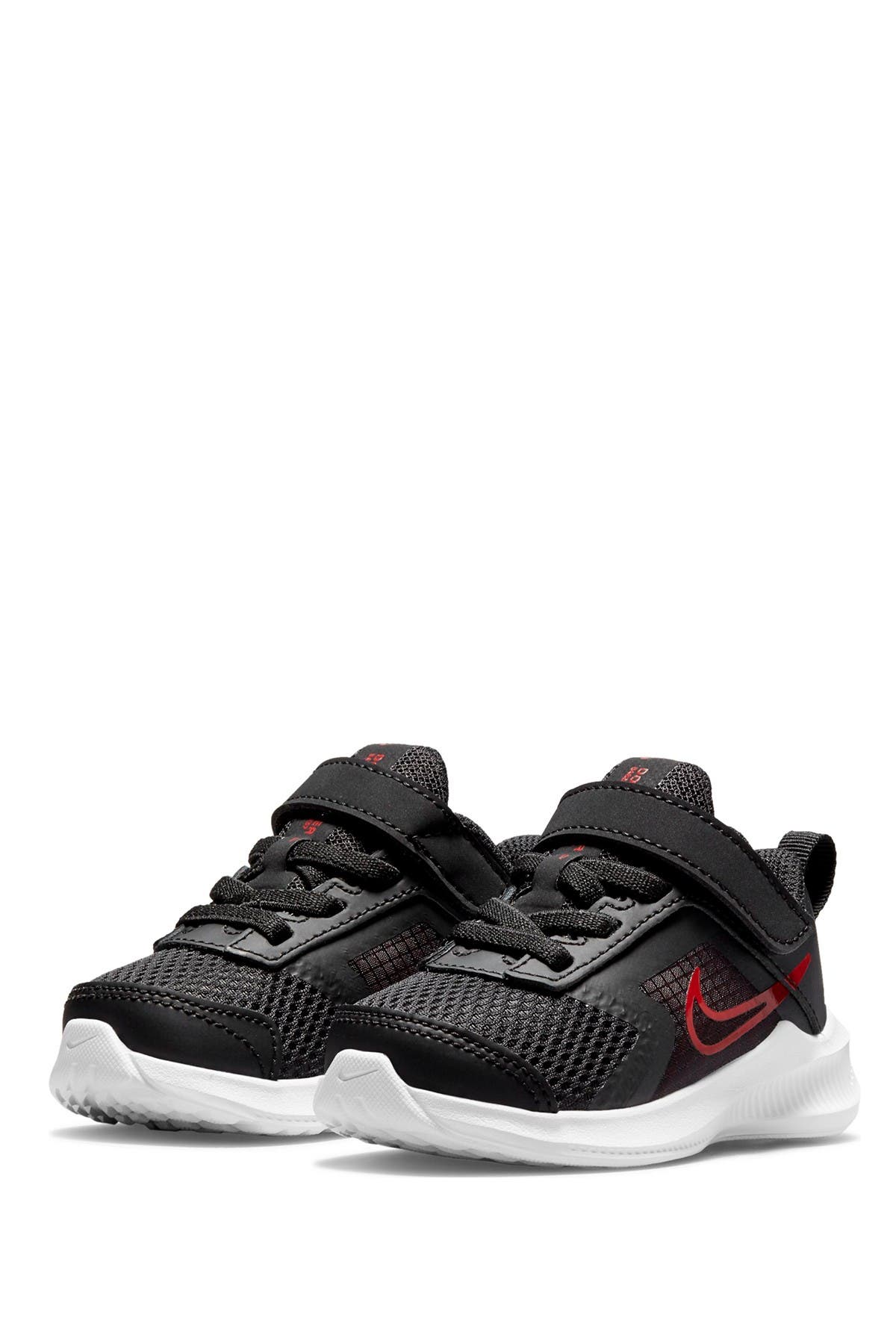 nike sandals nordstrom rack