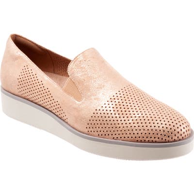 Softwalk Whistle Slip-On, Pink