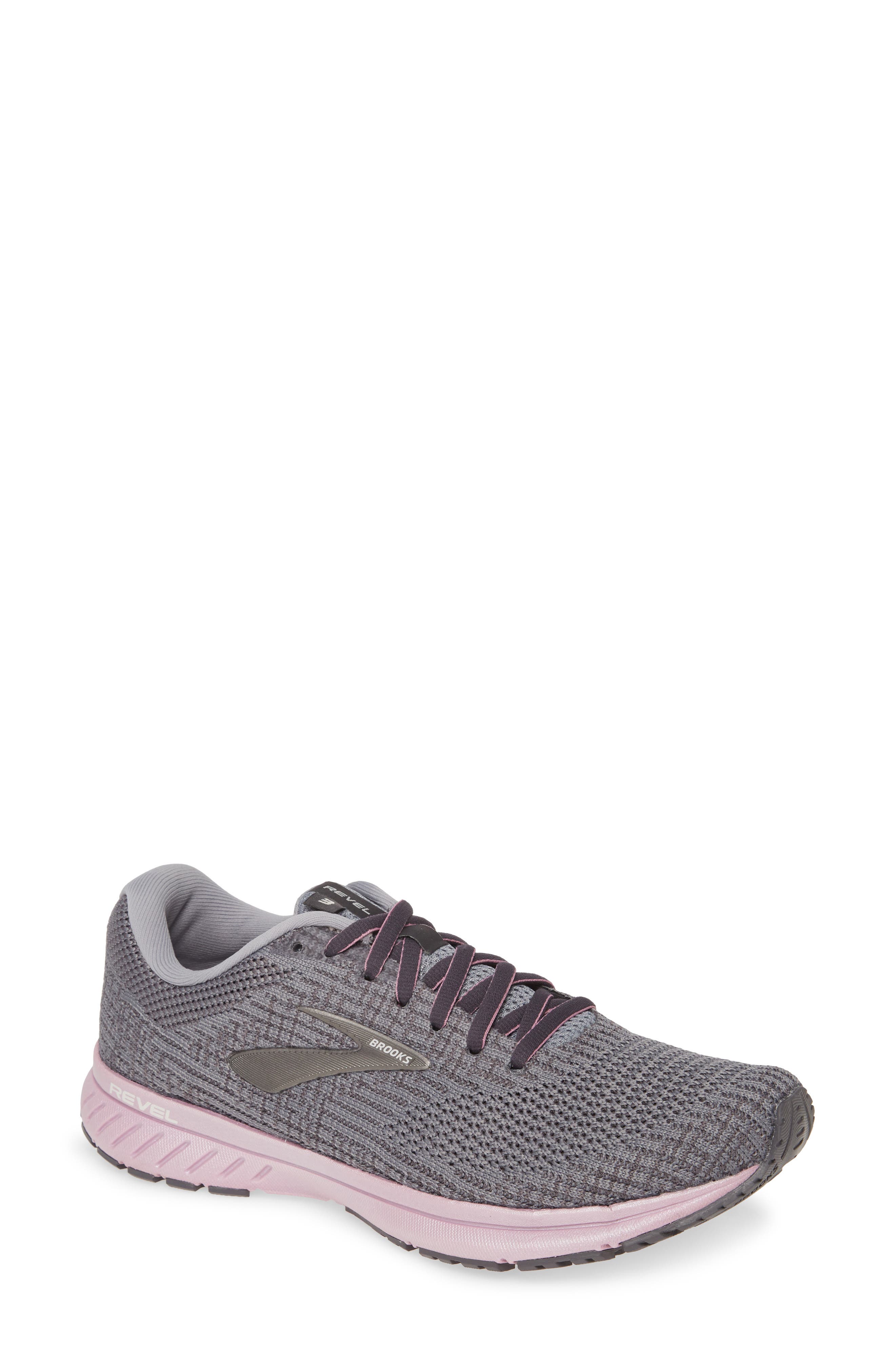 brooks juniors shoes