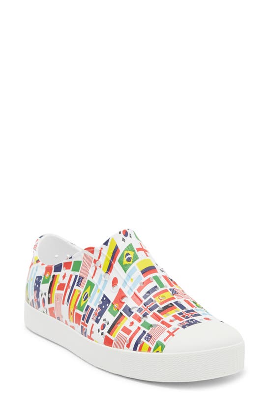 Native Shoes Kids' Jefferson Pineapple Print Water Friendly Vegan Sneaker In Shlwht/ Shlwht/ Intlflag