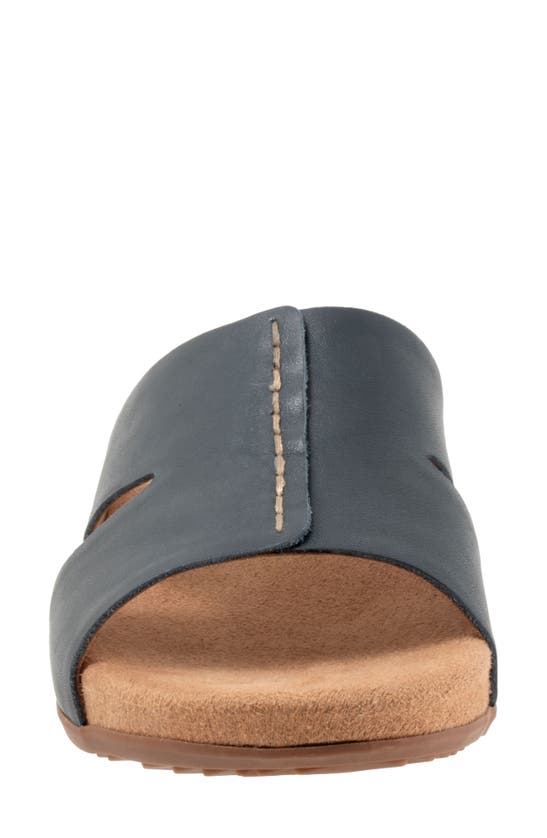 Softwalk Beverly Sandal In Navy