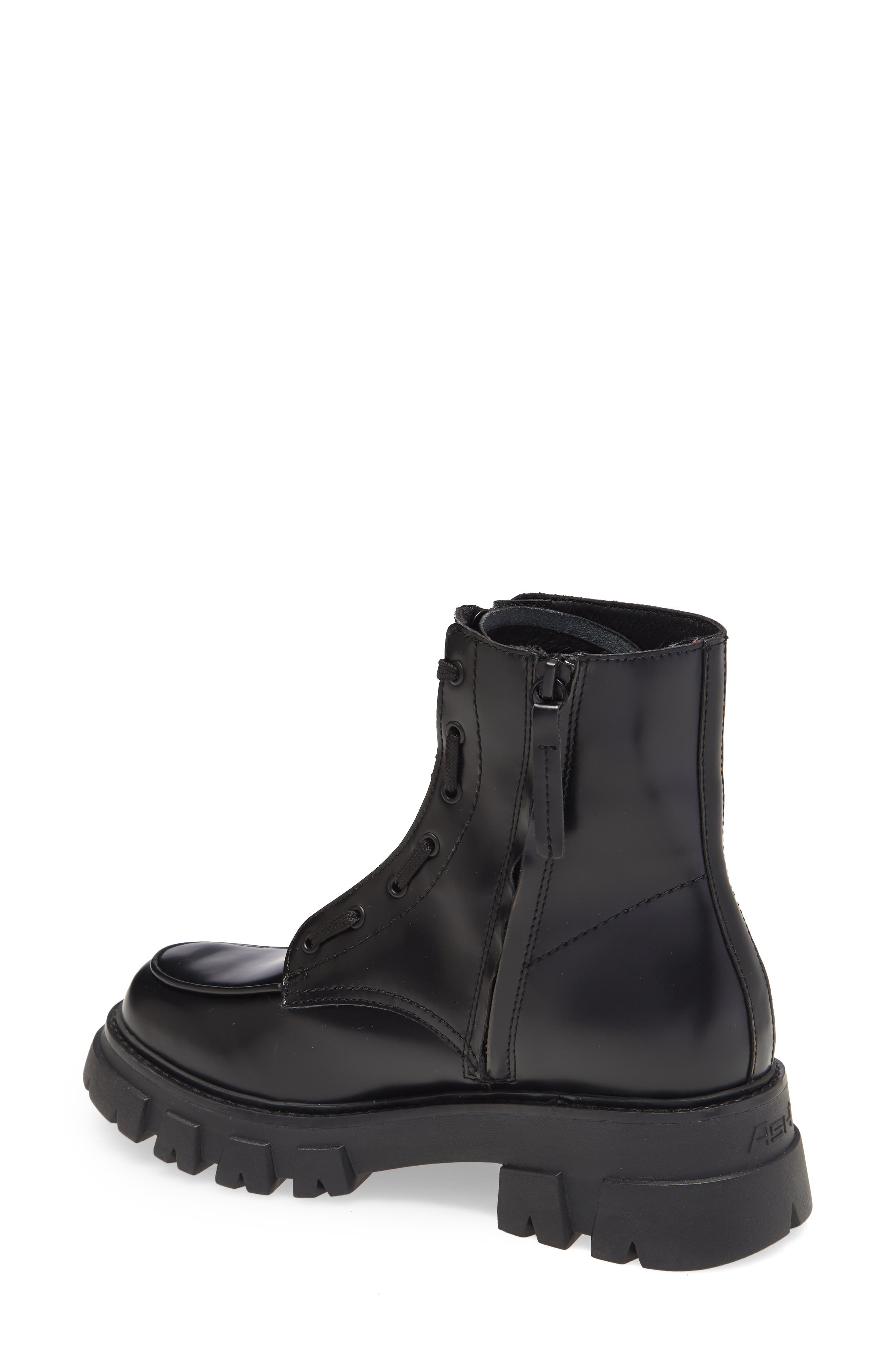 combat boot with zipper