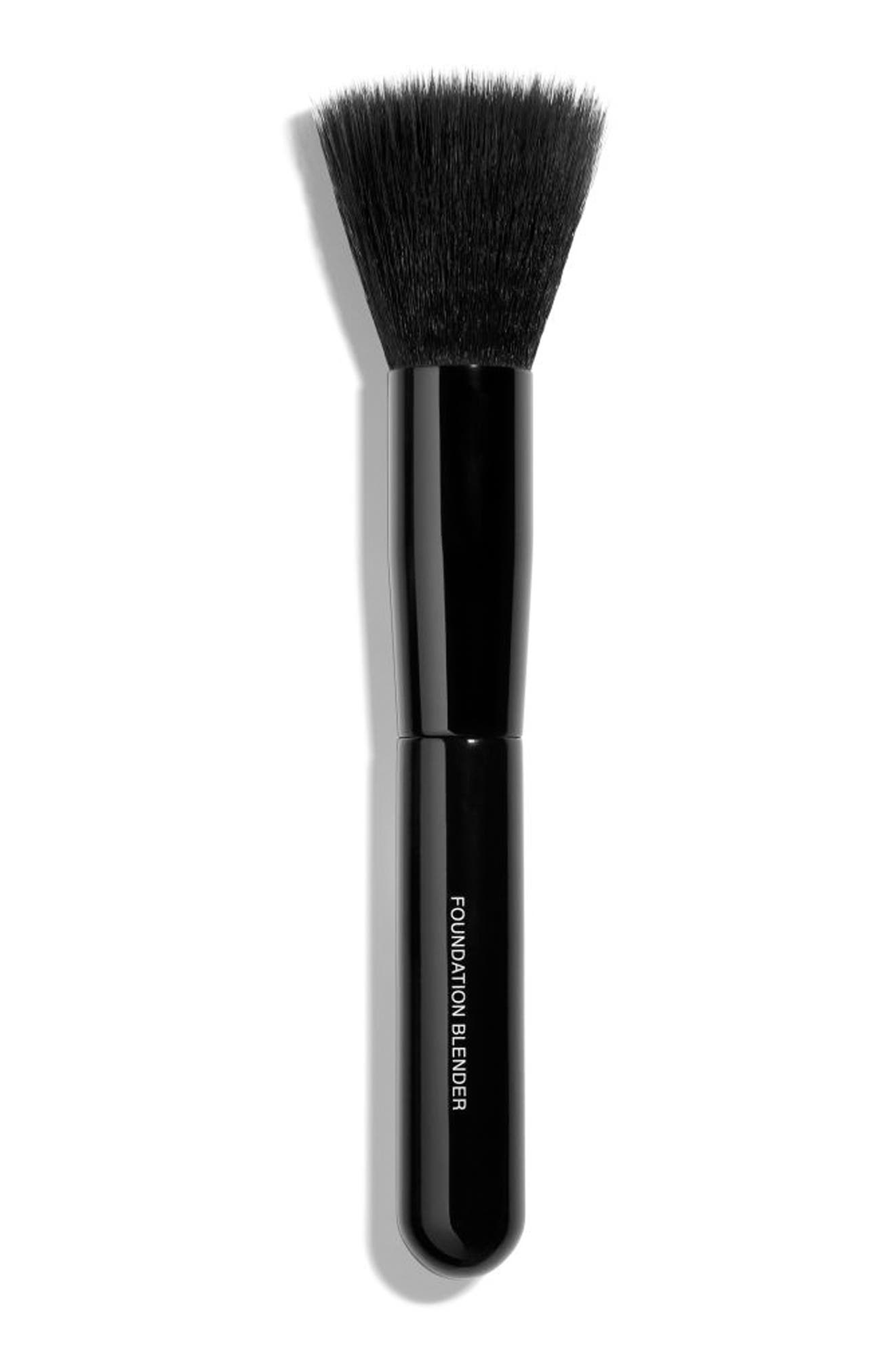 CHANEL LES PINCEAUX DE CHANEL FoundationBlending Brush Nordstrom
