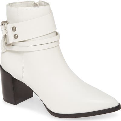 Matisse Slopes Bootie, White