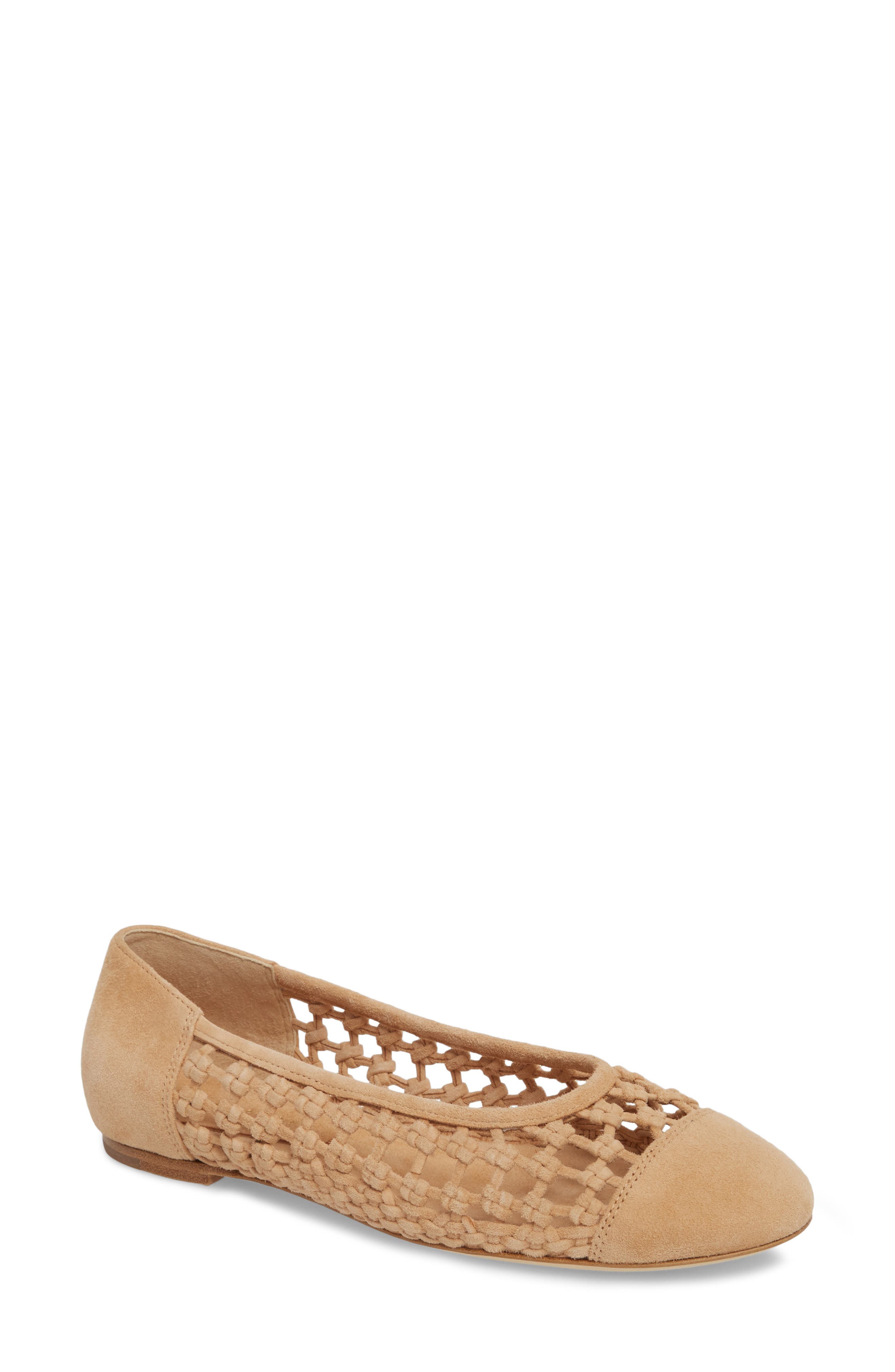 etienne aigner flats