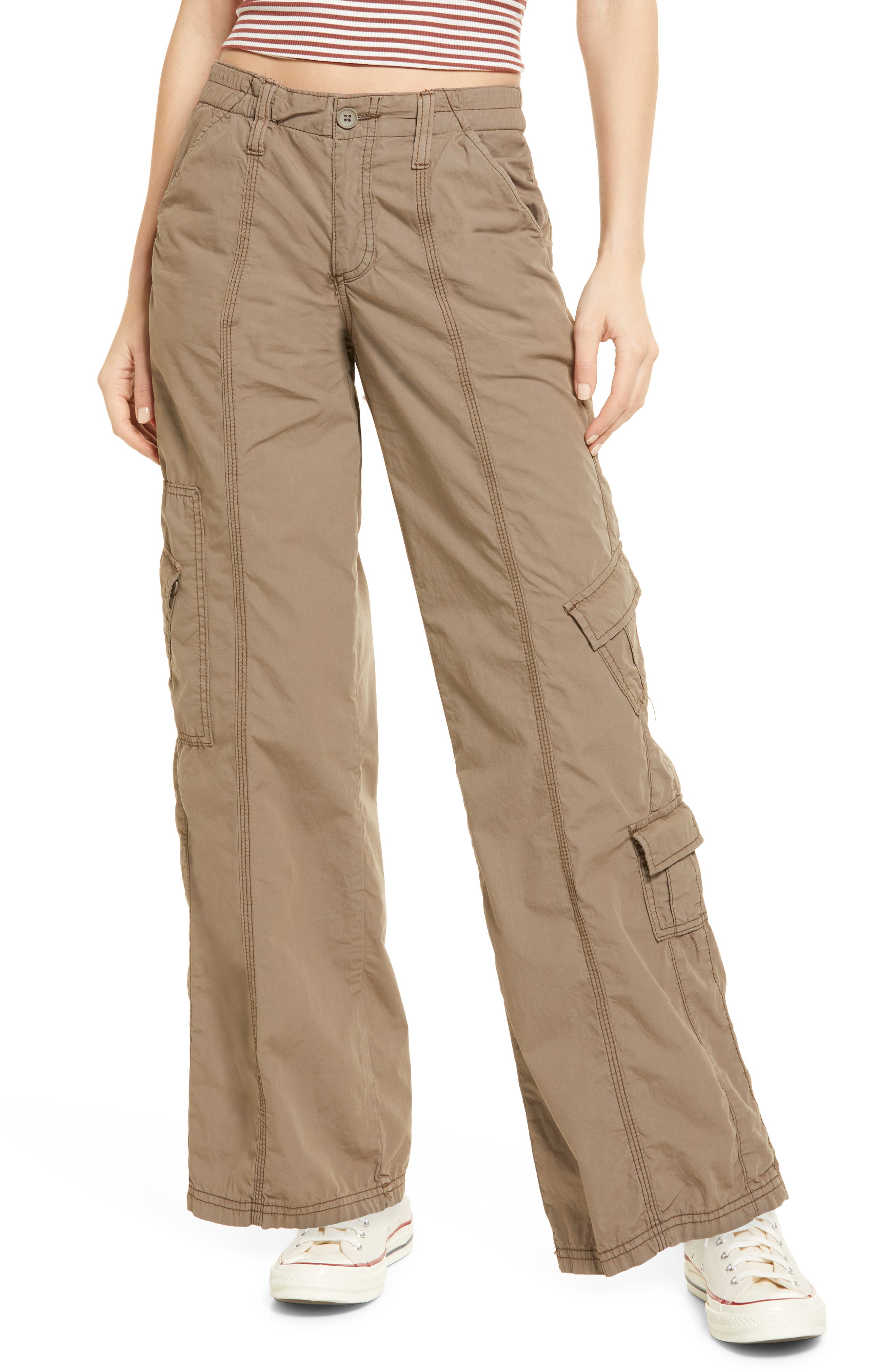 bdg brown y2k low rise cargo pants