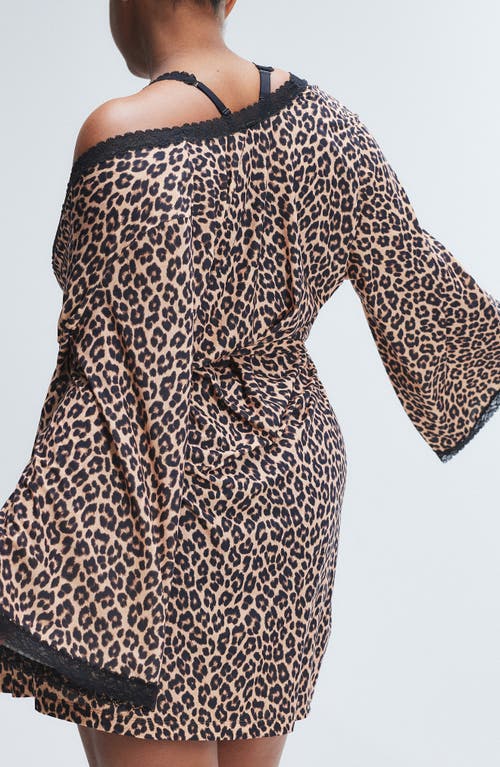SAVAGE X FENTY SAVAGE X FENTY SNUG HUG SHORT ROBE