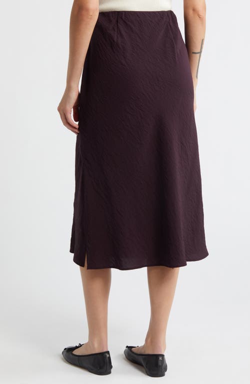 Shop Madewell Crinkled Satin Slip Skirt In Black Iris