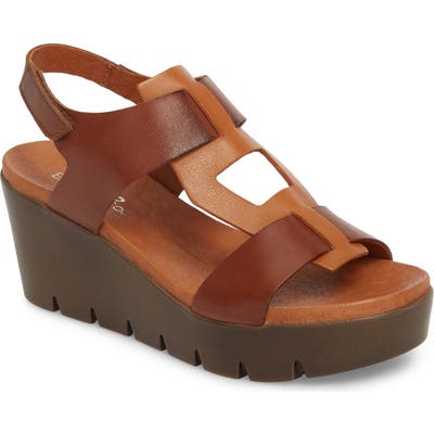 Bos. & Co. Somo Platform Wedge Sandal - Brown