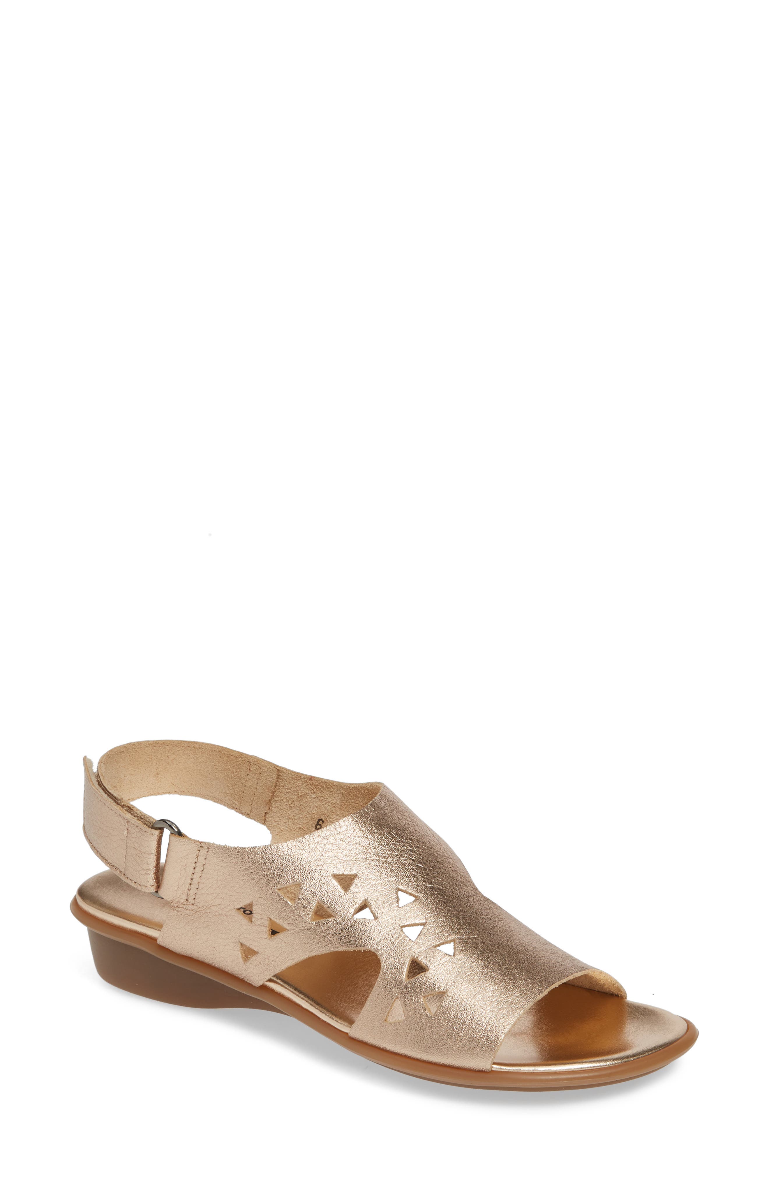 Sesto Meucci | Evita Cutout Slingback 