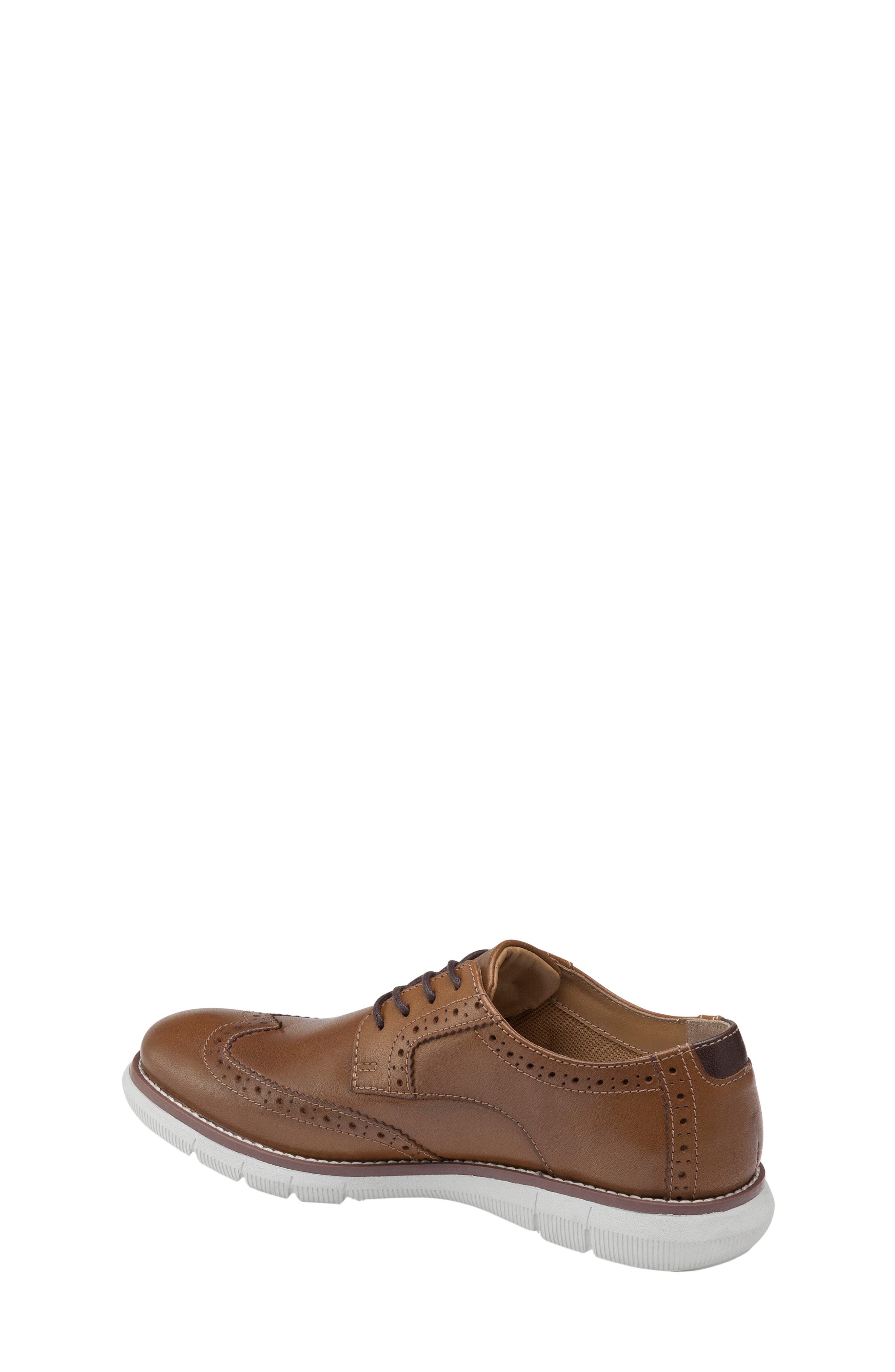 Johnston \u0026 Murphy Holden Wingtip Shoe in Tan Full Grain