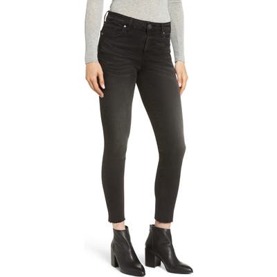 Petite Kut From The Kloth Donna Raw Hem Skinny Jeans, Black