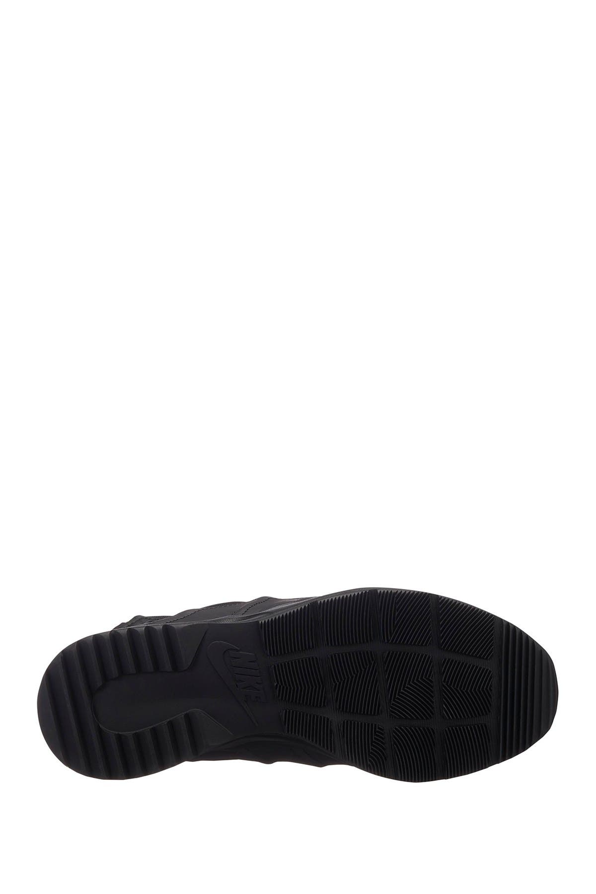 nike tanjun high rise boot