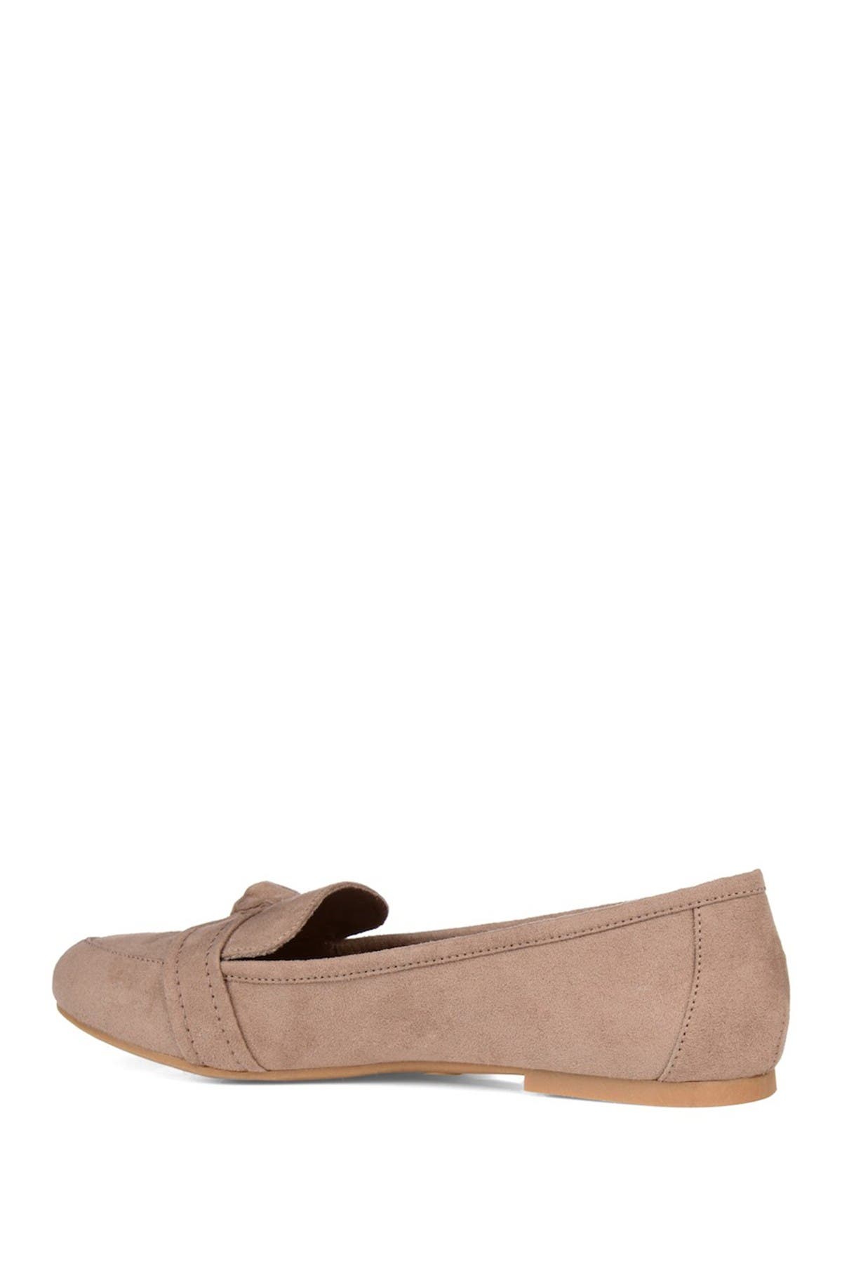 Journee Collection Marci Knotted Strap Loafer In Medium Beige