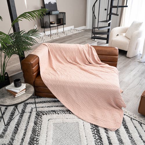 Comfy Cubs Adult Muslin Blanket In Blush