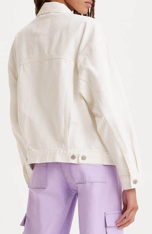 Levi's® 90s Trucker Jacket In The Dead Of Winter