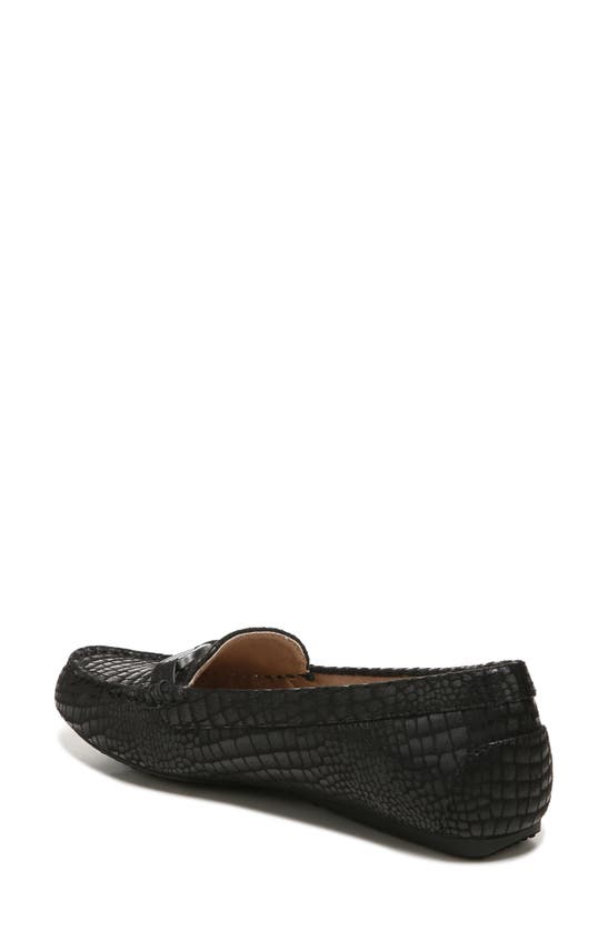 LIFESTRIDE LIFESTRIDE TURNPIKE CROC EMBOSSED LOAFER 