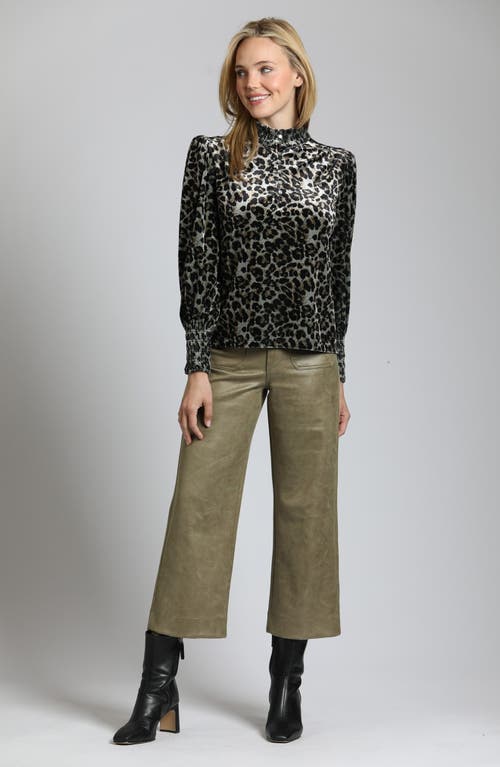 Apny Leopard Puff Shoulder Velvet Top In Black Multi