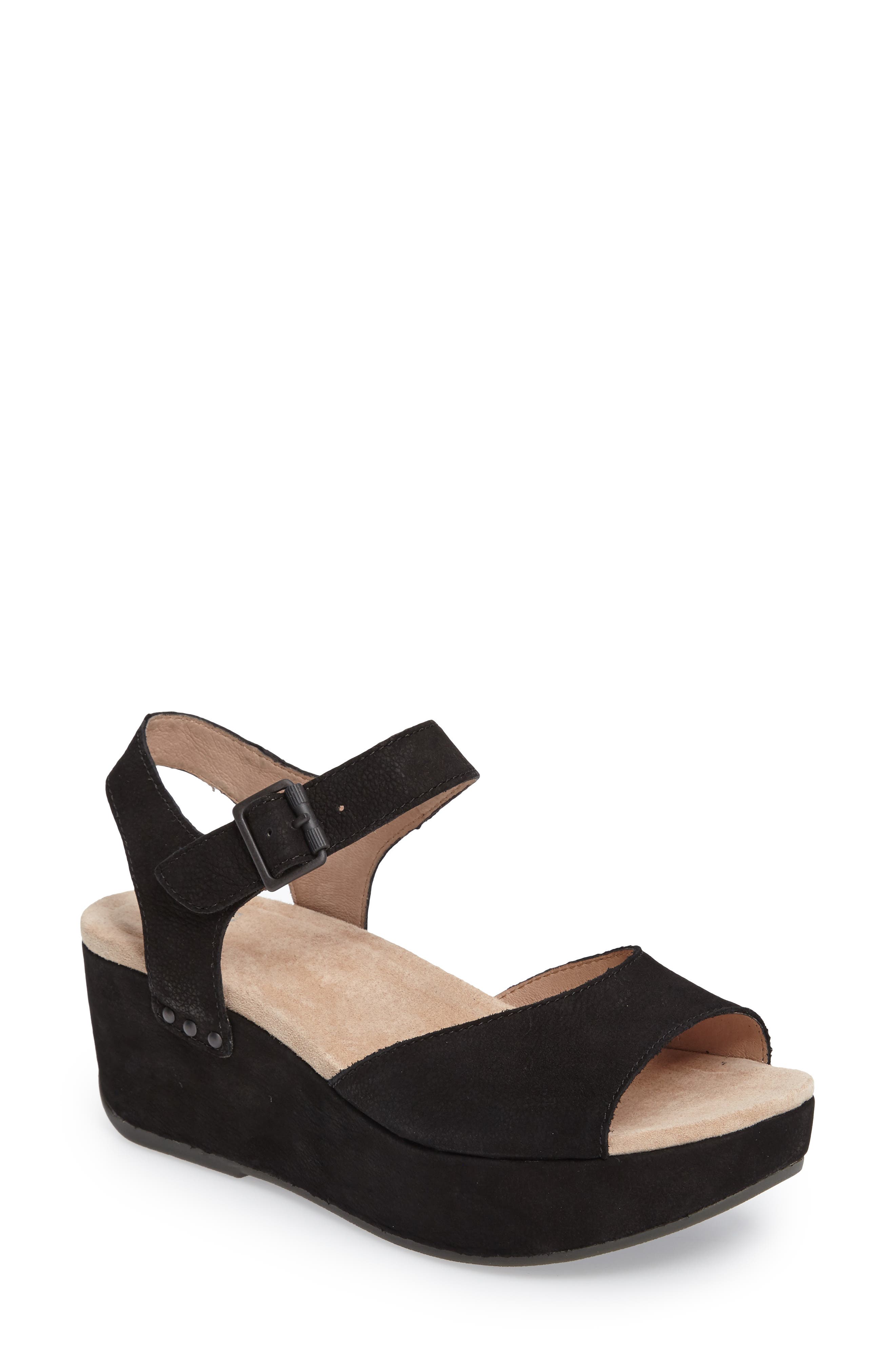 dansko sandals size 39