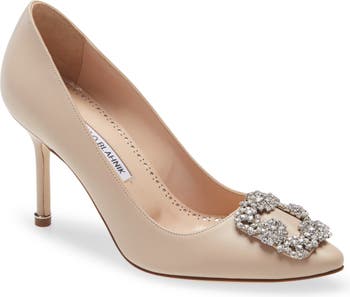 Shoes: Chanel & Manolo Blahnik Sizing & Buying Guide
