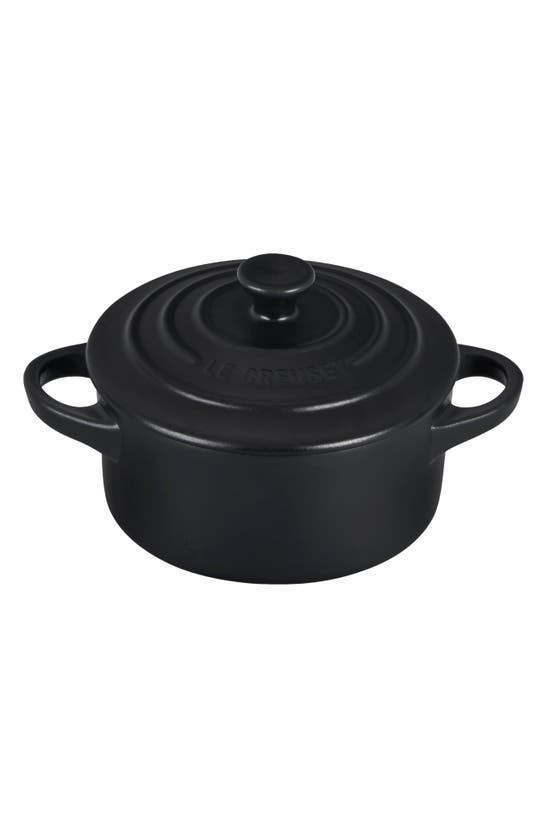 Le Creuset Mini Round Cocotte In Oyster