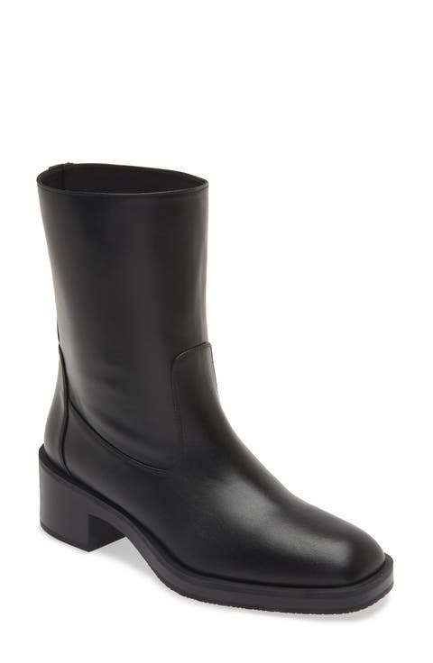 Kaia Bootie (Women)
