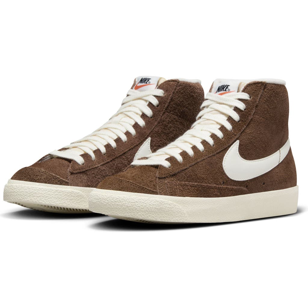 Nike Blazer Mid '77 Vintage Sneaker In Brown