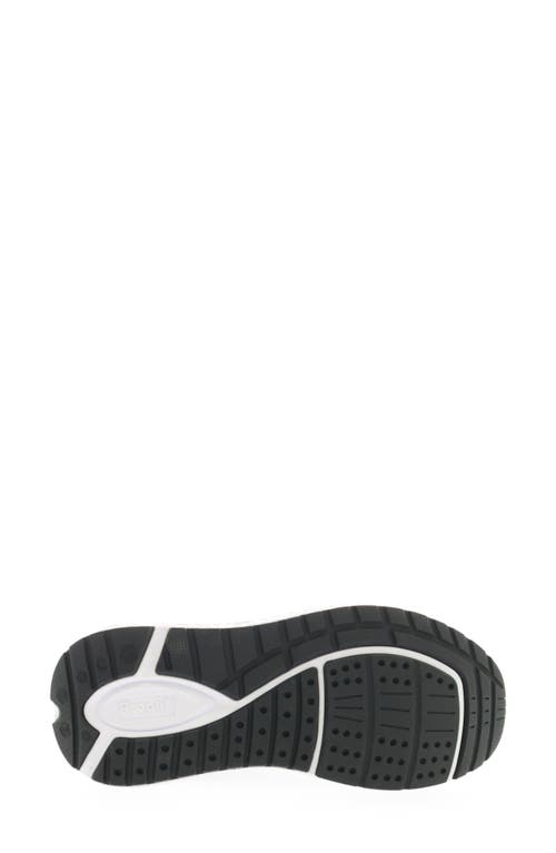 Propét Ultra Sneaker In Grey/peach
