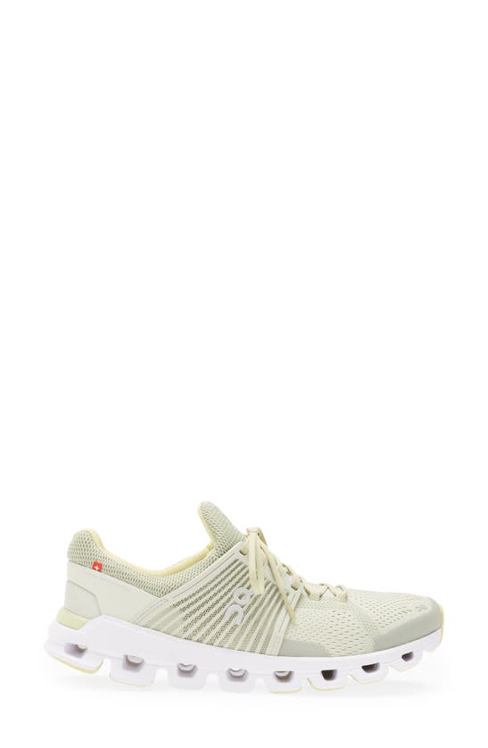 ON CLOUDSWIFT RUNNING SHOE