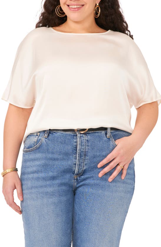 Shop Vince Camuto High-low Baggy T-shirt In New Ivory