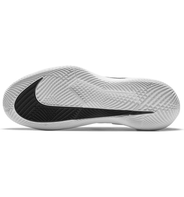 Nike NikeCourt Air Zoom Vapor Tennis Shoe |