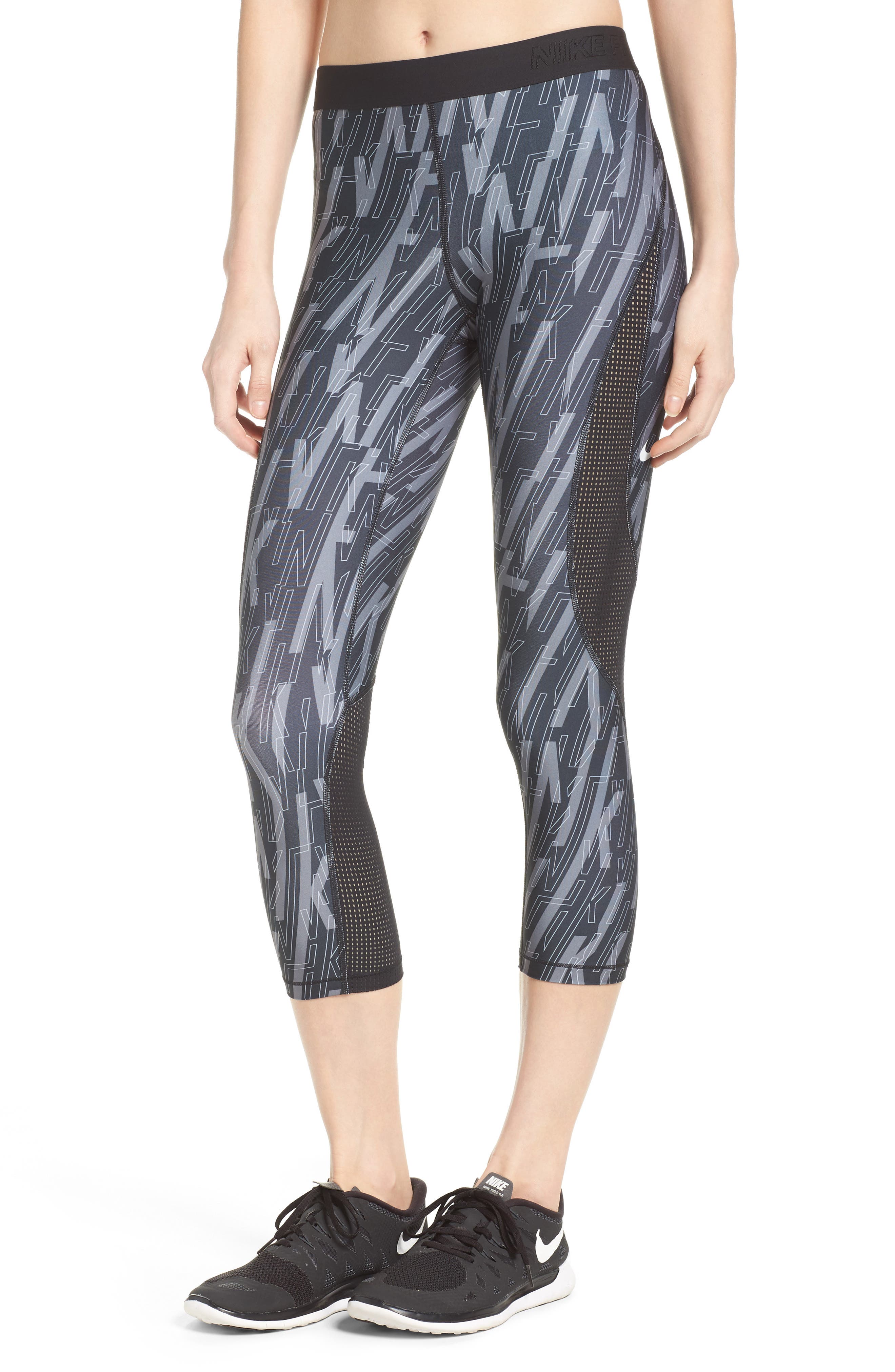 nike pro capri leggings