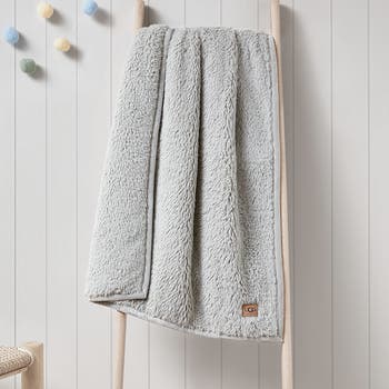 Uggs baby outlet blanket