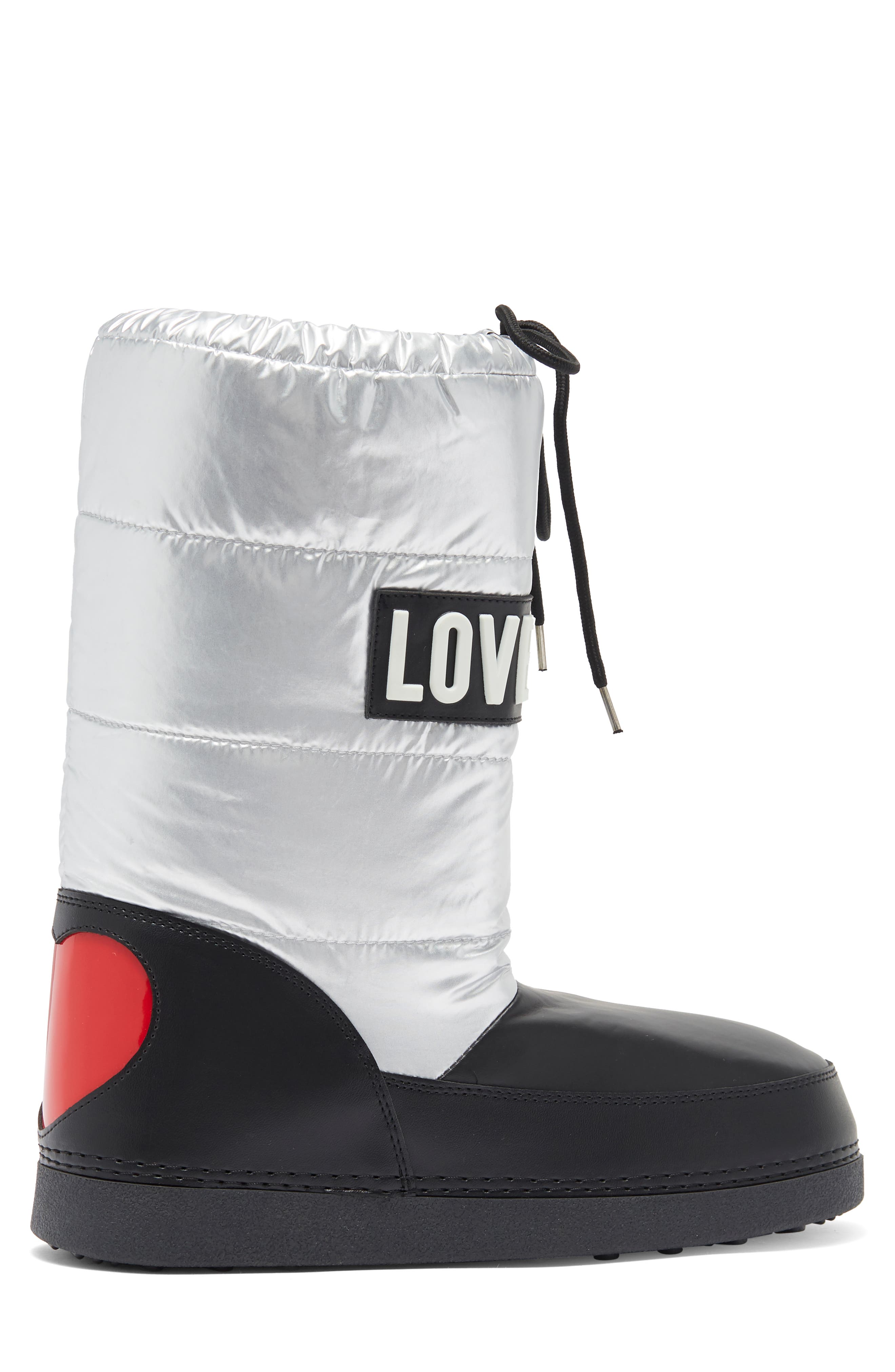 love moschino ski boots