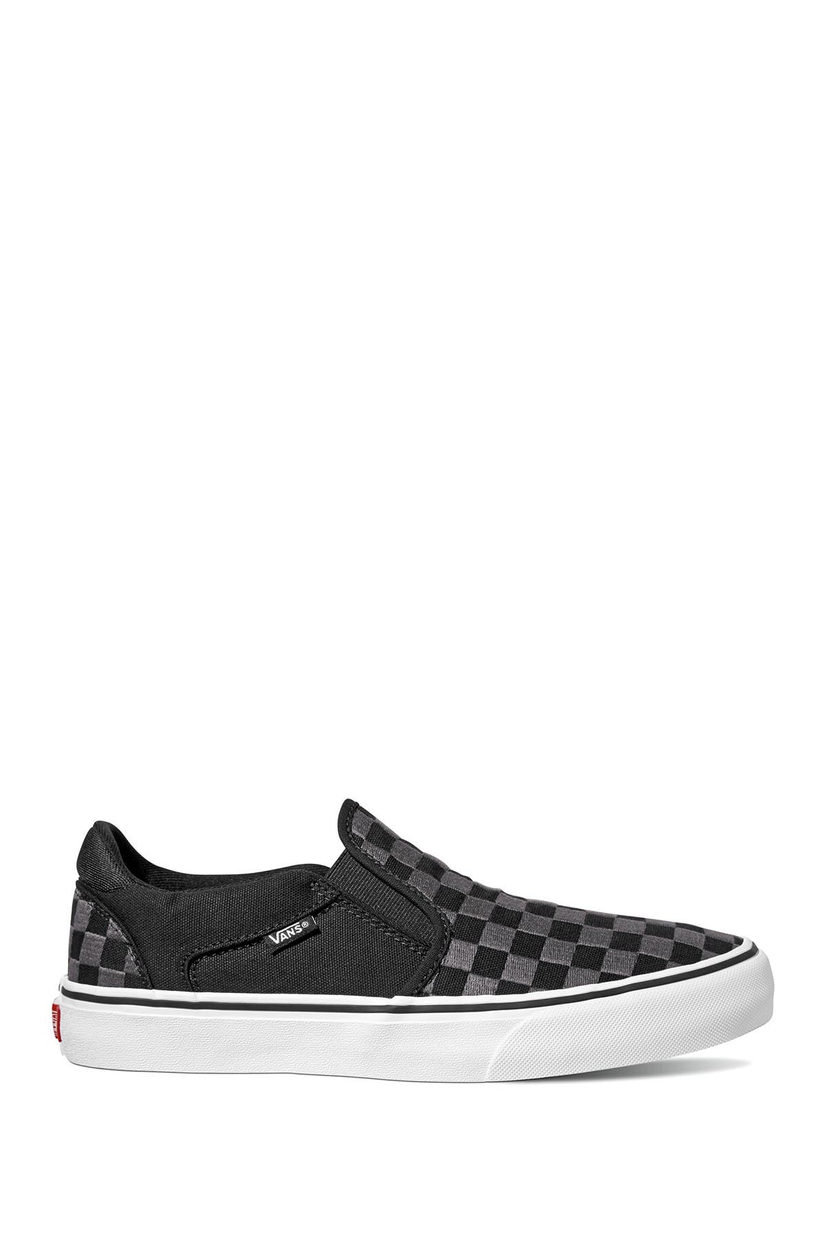 vans deluxe