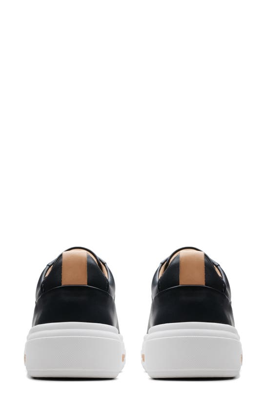 CLARKS CLARKS(R) HOLLYHOCK WALK SNEAKER