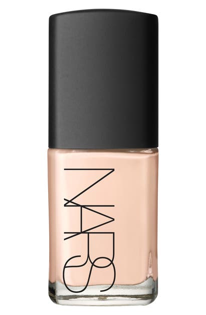 NARS SHEER GLOW FOUNDATION
