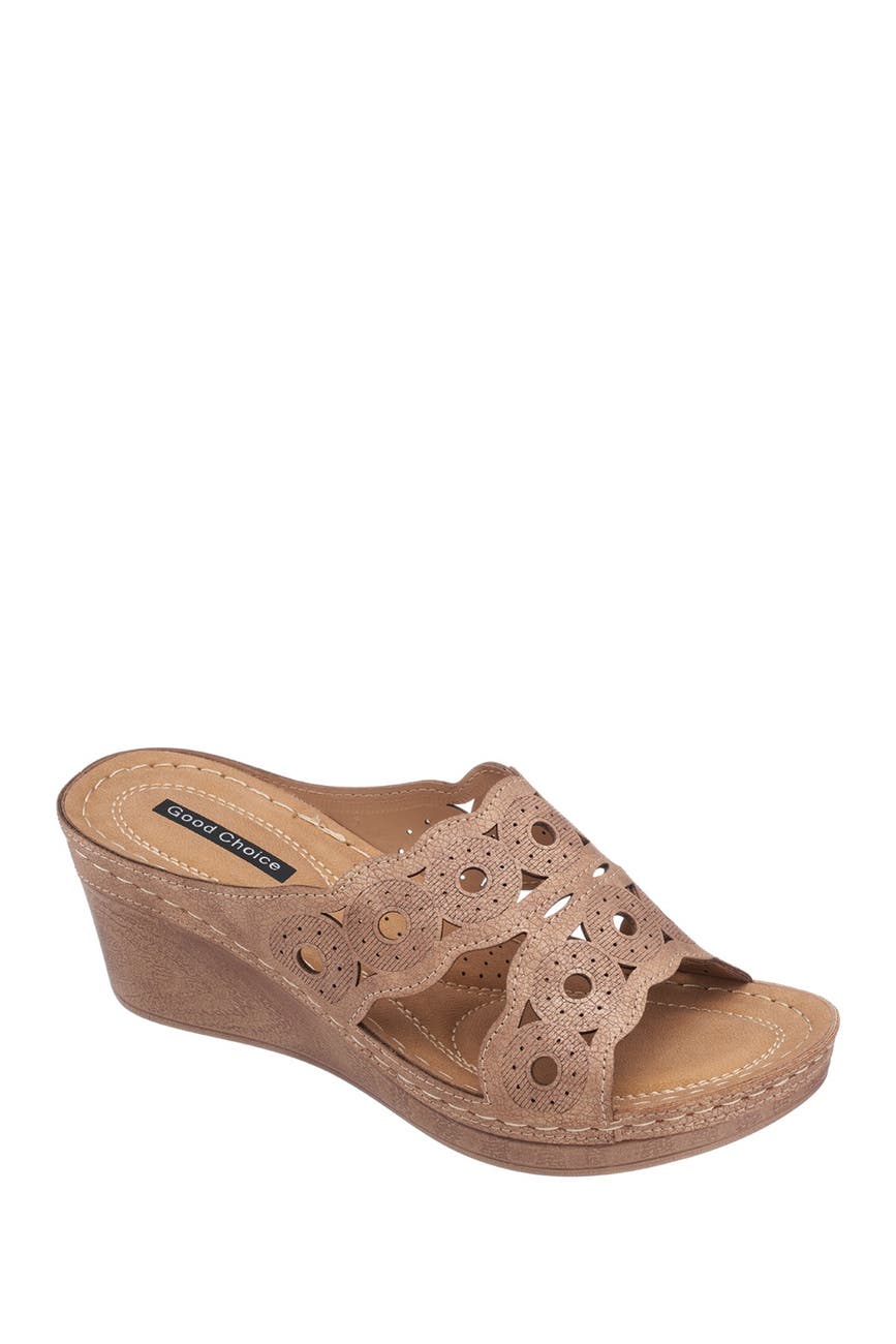 GC Shoes April Wedge Sandal Nordstrom Rack