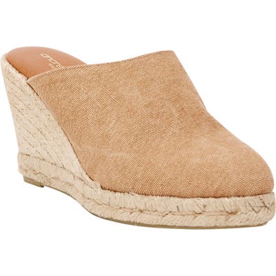 Andre Assous Rosette Mule, Beige