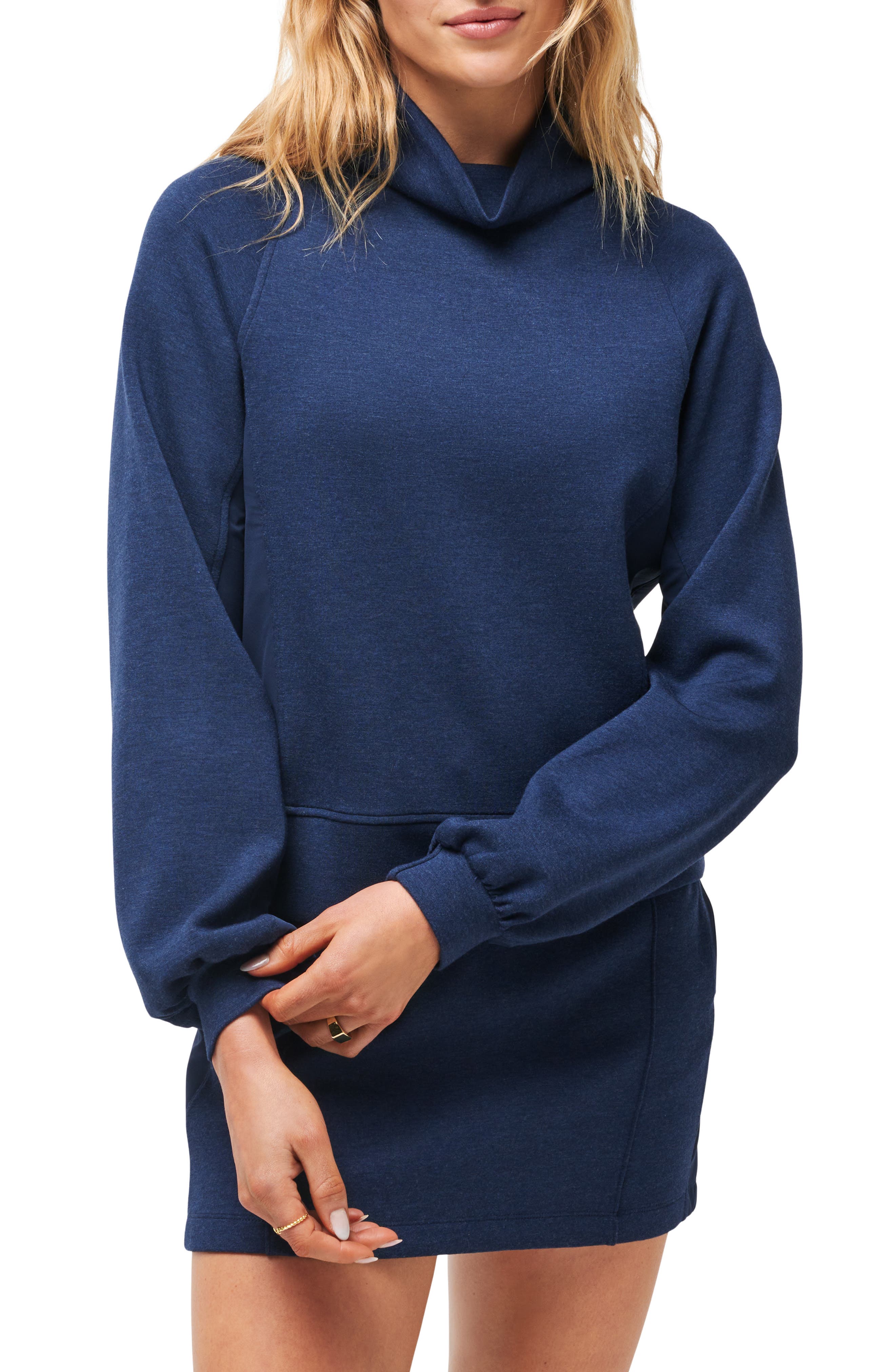 TravisMathew Delightful Funnel Neck Sweatshirt in Heather Navy Blazer 